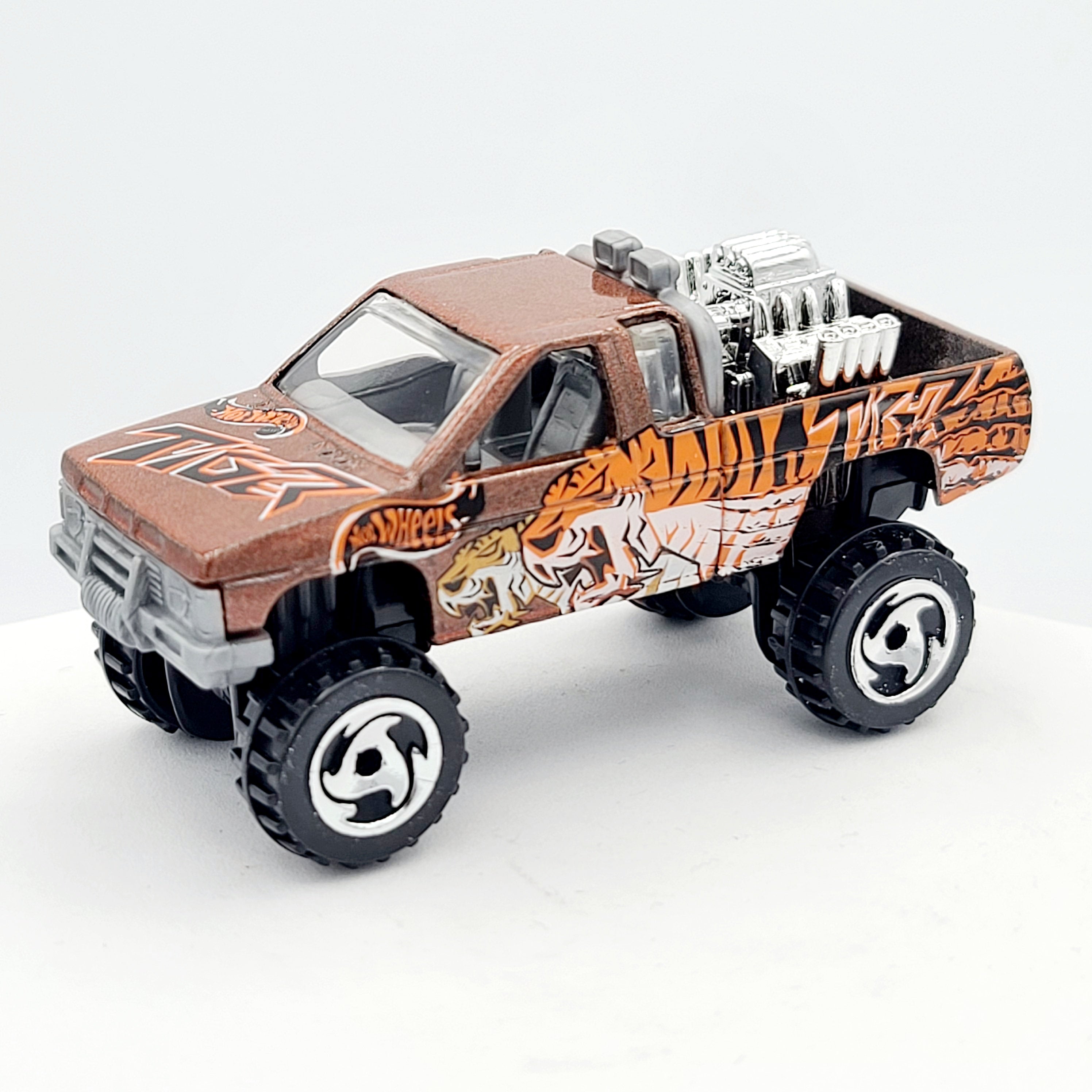 Hot Wheels Nissan Hardbody Pickup (2000 HW Basic - Attack Pack)
